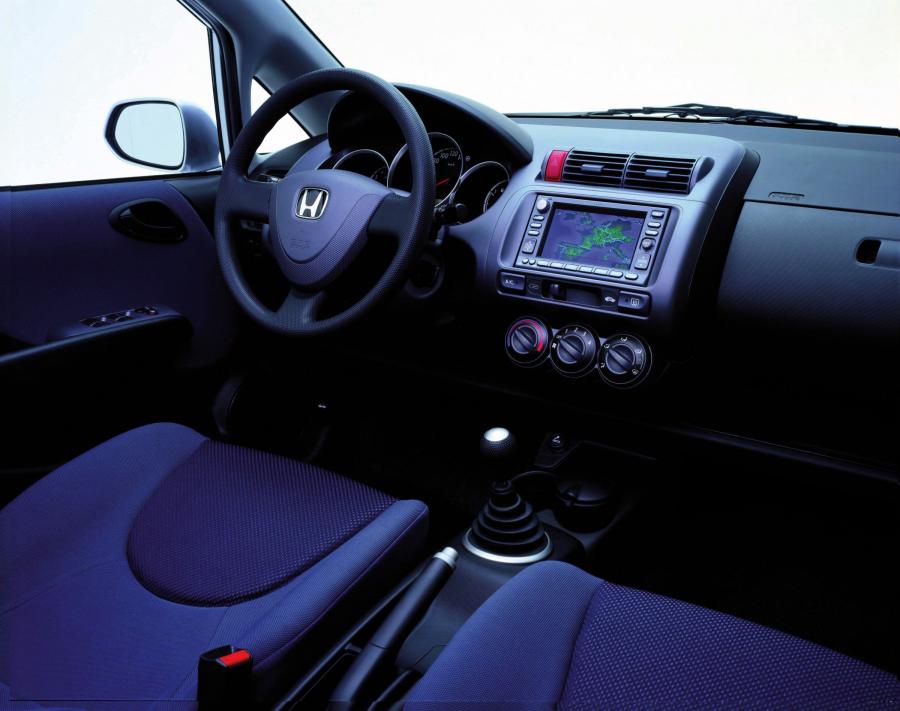  Honda Jazz 2001 года  (фото 6 из 28)
